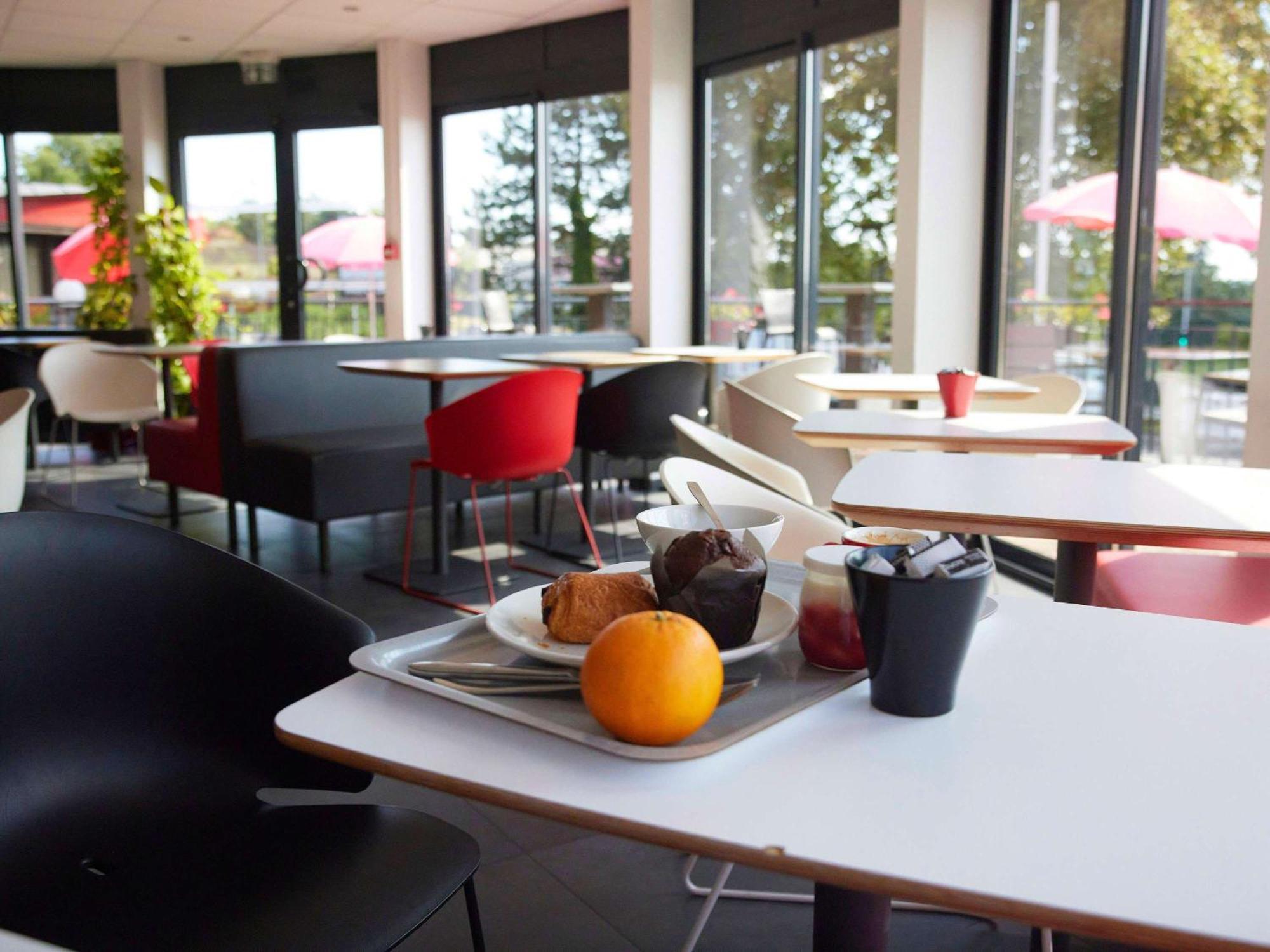 Ibis Chalon Sur Saone Nord Hotel Exterior foto