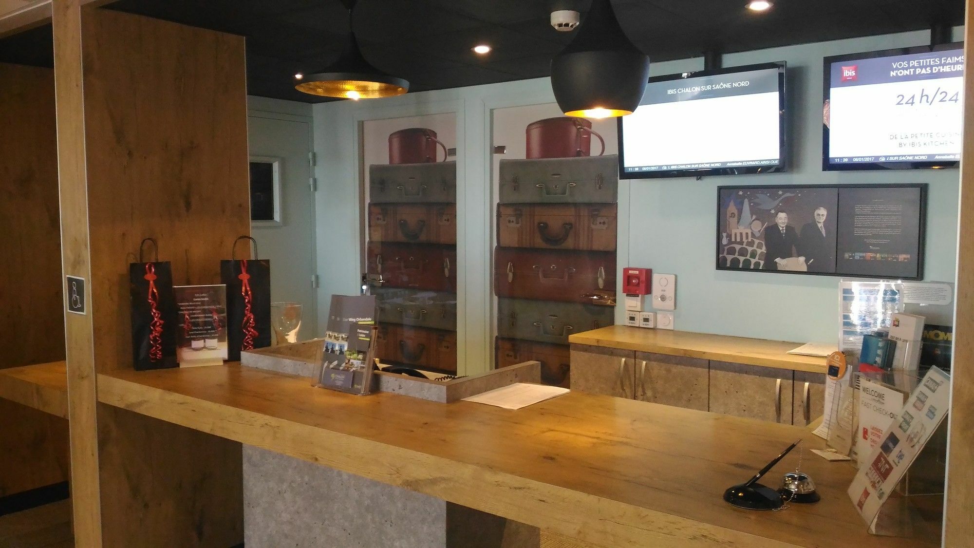 Ibis Chalon Sur Saone Nord Hotel Exterior foto
