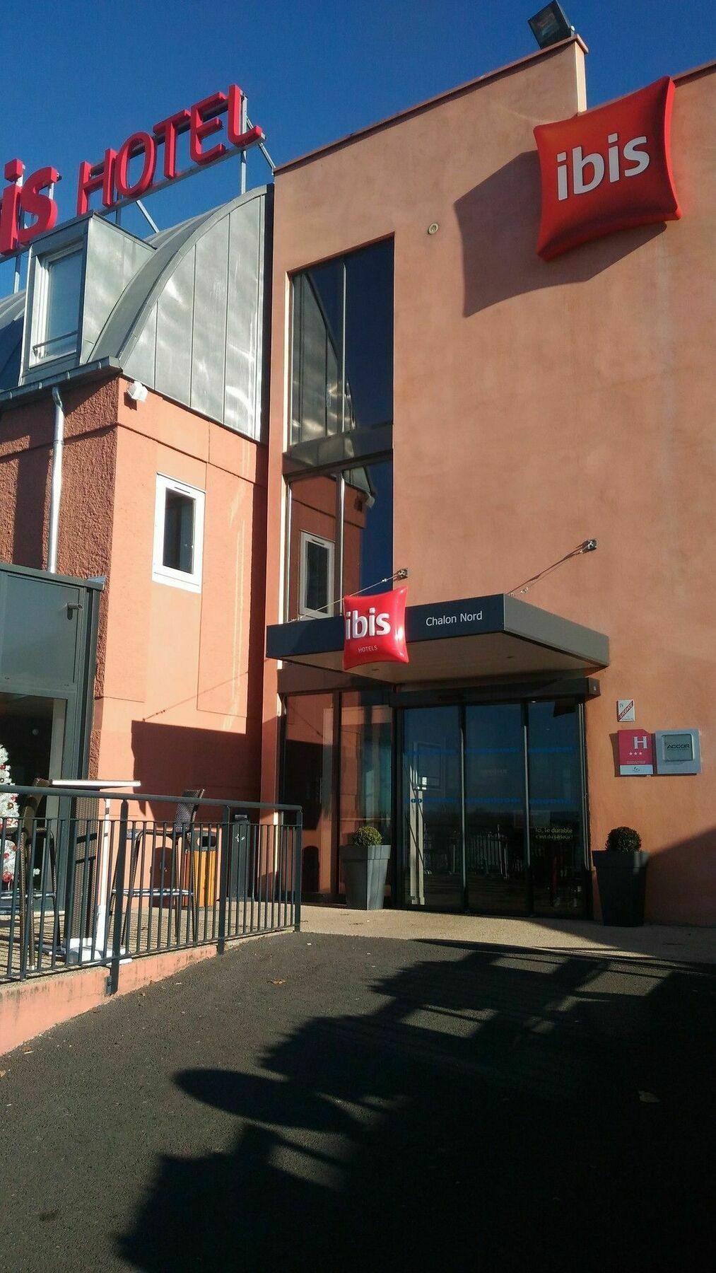 Ibis Chalon Sur Saone Nord Hotel Exterior foto